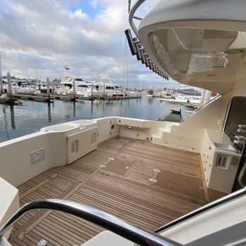 2001-mikelson-luxury-sportfisher-power-9922216-20250825120447410-2.jpg