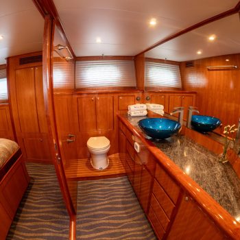 2019-mikelson-nomad-long-range-cruising-sportfish-power-9874719-20250716131654976-1.jpg