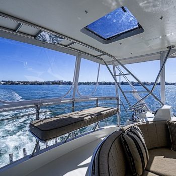 50_mikelson_uncorked_flybridge_01